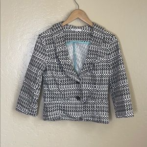 Cabi black and white blazer size 8 patterned